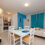 Apartment Mack - Blue Sevid